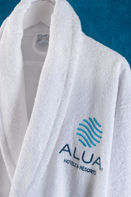 bathrobe_embr_500x750